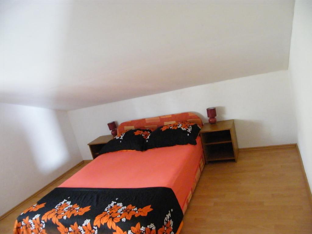 Apartment Aida Trogir Exterior photo